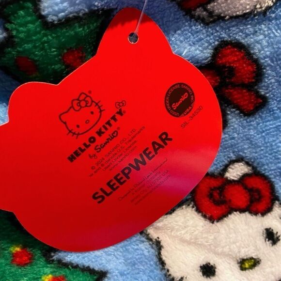 Hello Kitty “Christmas Time” Fuzzy Soft Touch Pajama Pants Womens size M New - Picture 9 of 11